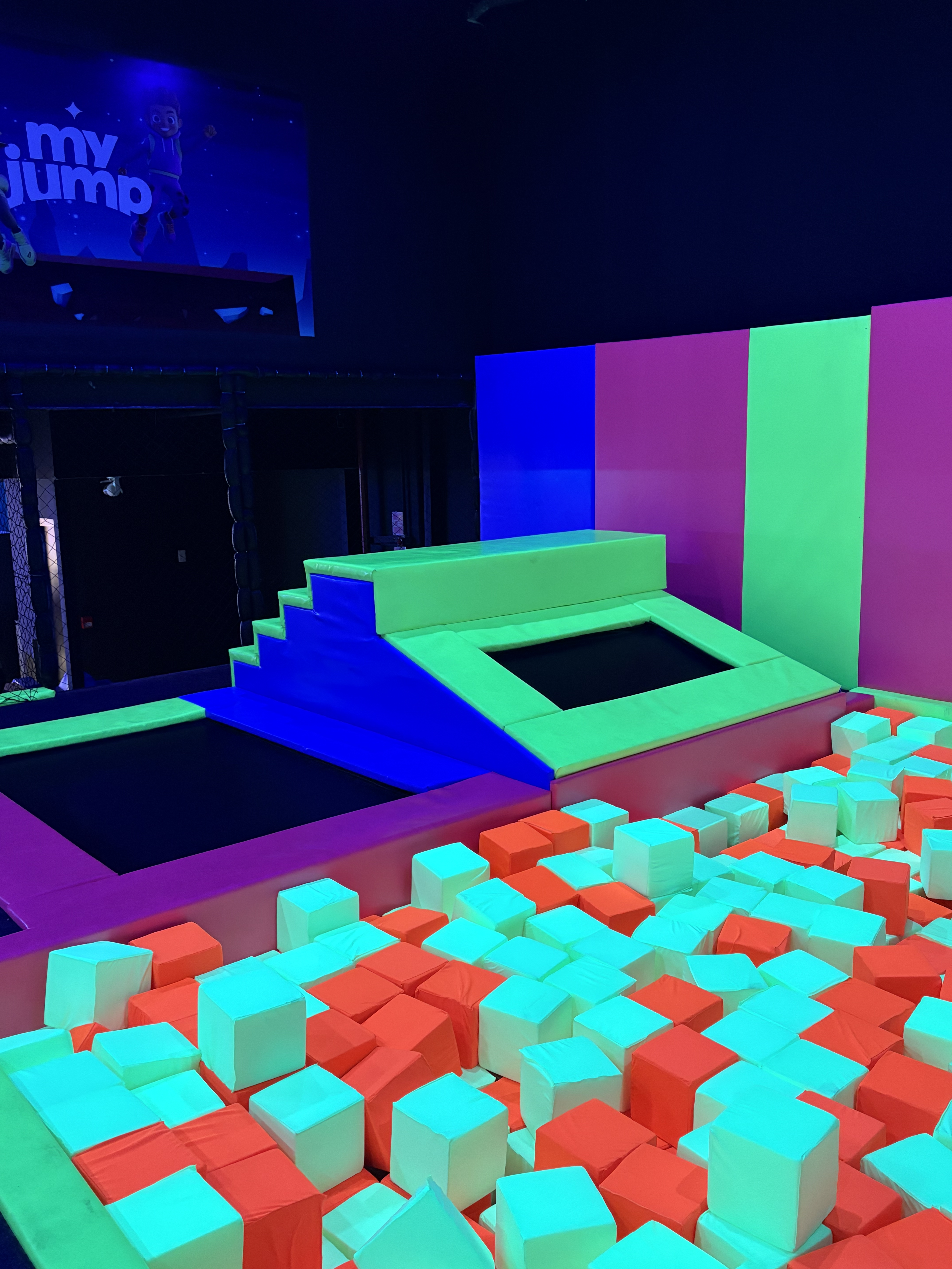 Piscina com Bloco de Espuma MY JUMP